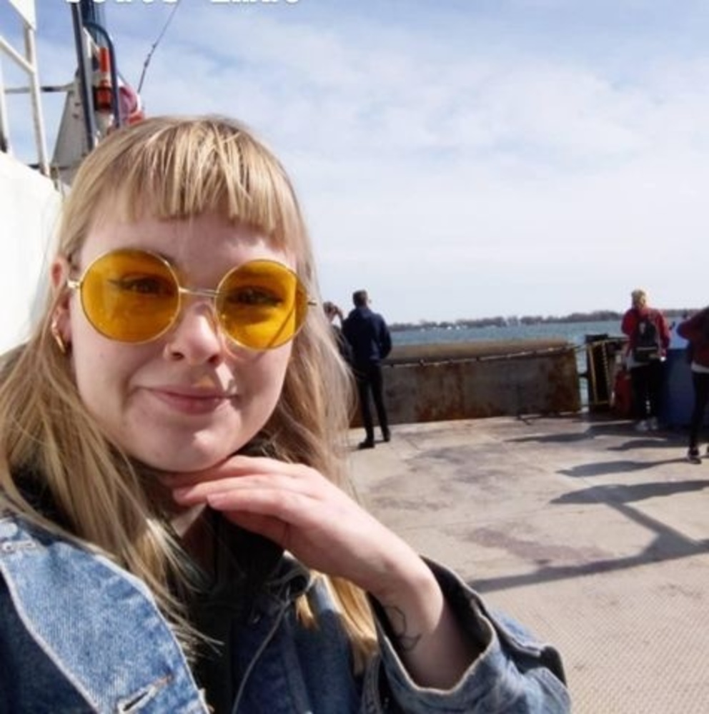 Meet your Posher, Emily